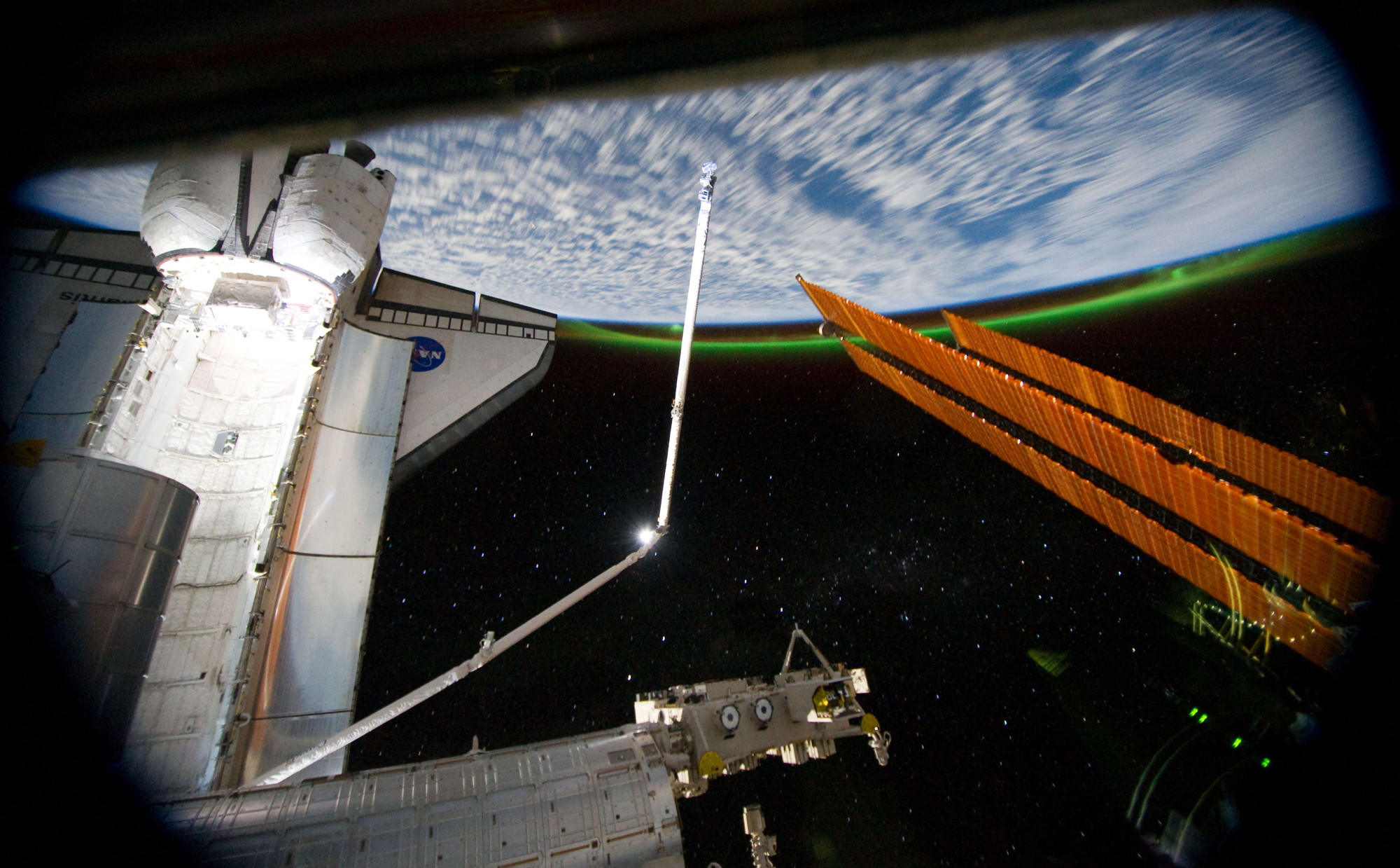 Southern Lights & Space Shuttle Dazzle in Astronaut Photo